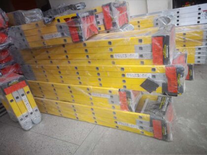 4by2 multipurpose fiberglass ladder