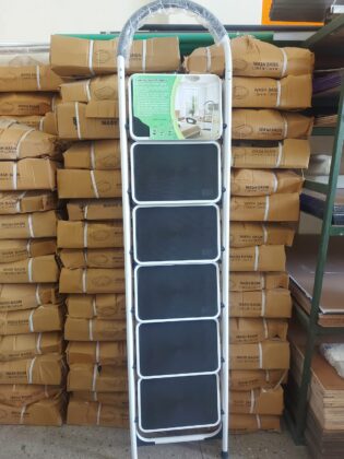 6 step heavy duty steel ladder