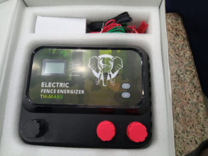 TH-Mars 12 Electric Fence Energizer
